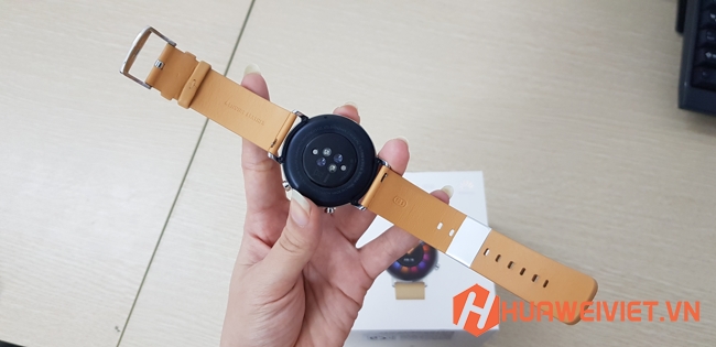 Mua đồng hồ Huawei Watch GT 2 Classic 42mm giá rẻ có bảo hành ở đâu