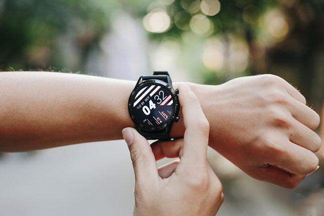 Địa chỉ mua đồng hồ thông minh Huawei Watch GT 2 Sport (46mm) chính hãng giá rẻ Hà Nội HCM